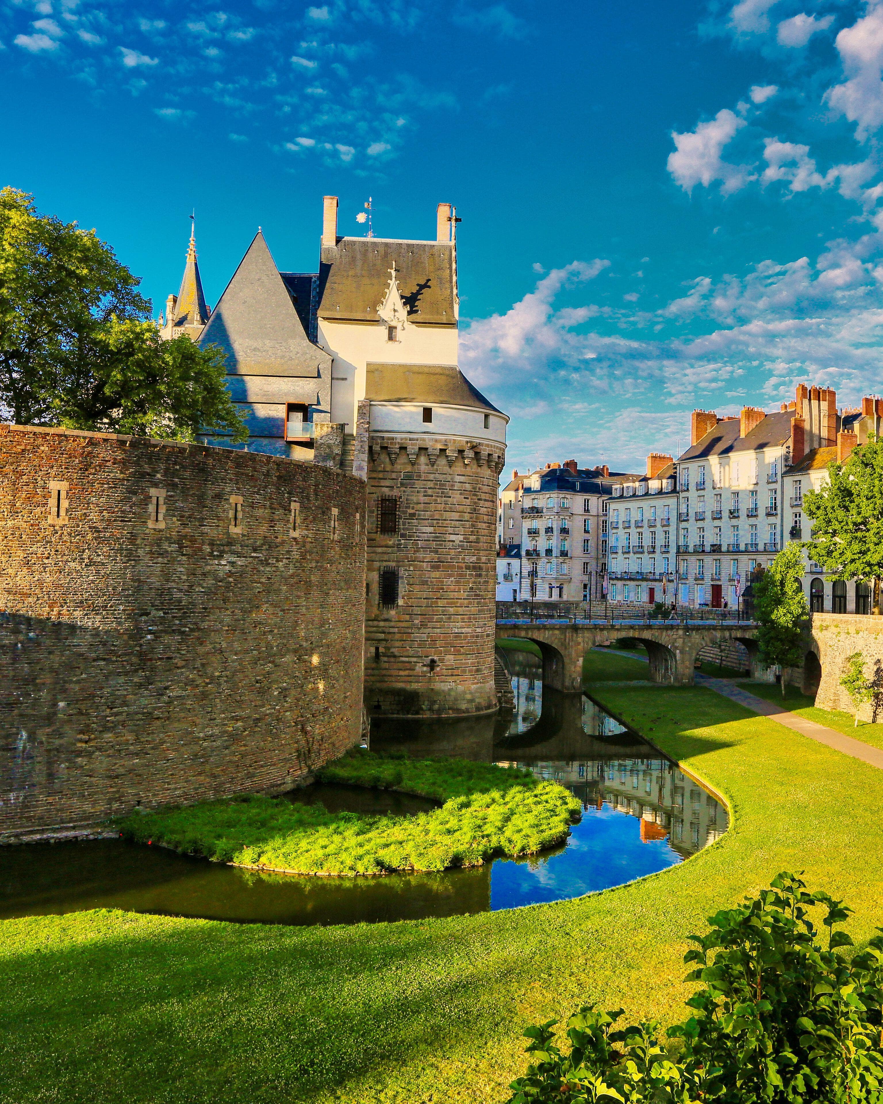 Bordeaux to Nantes Roadtrip Guide